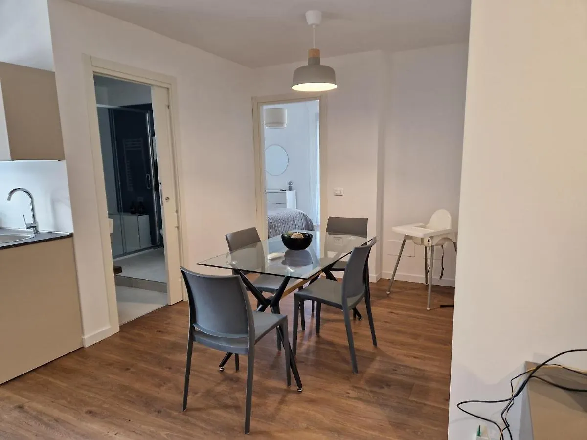 Spring Apartments Палермо 0*,  Италия